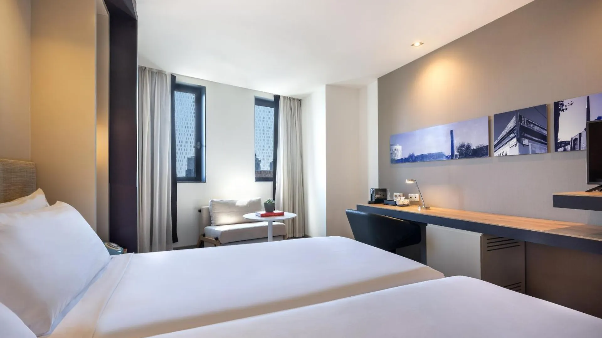 Hotel Barcelona Condal Mar Affiliated By Melia