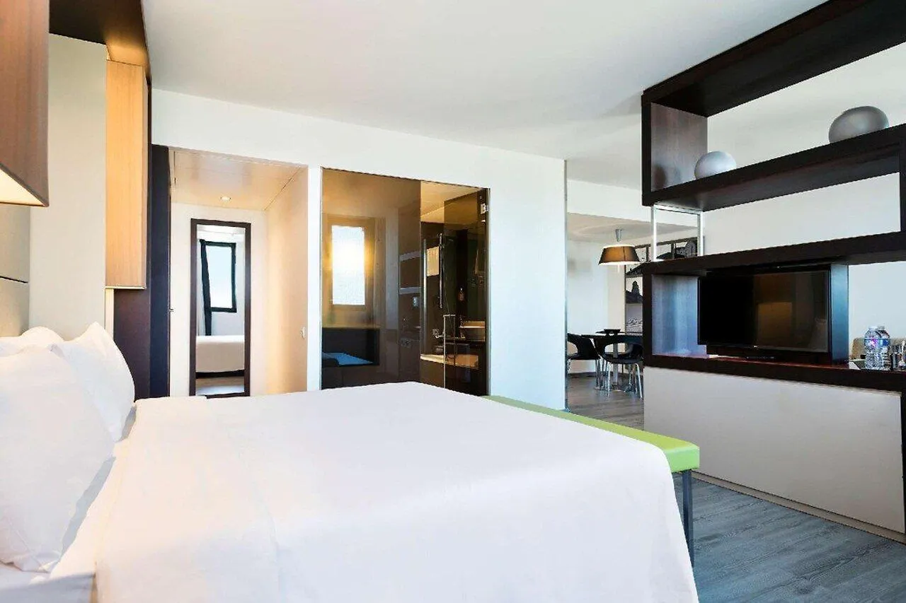 Hotel Barcelona Condal Mar Affiliated By Melia 4*,